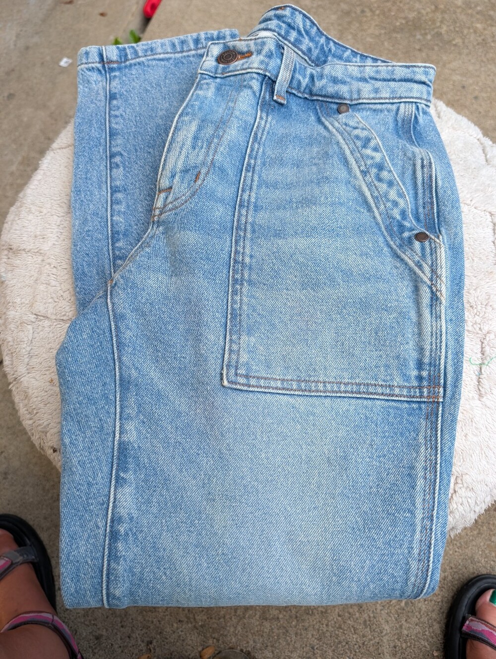 Women's Duluth Size 4 Regular Jeans